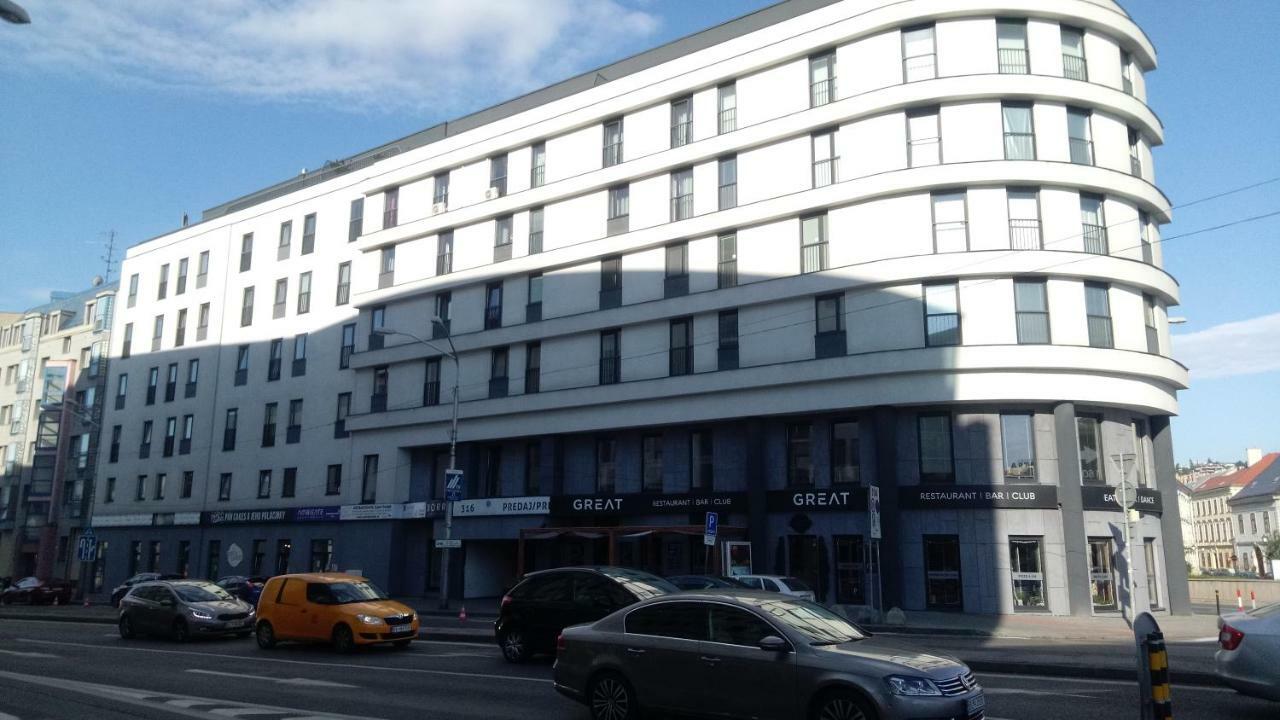New Apartment Opposite To Presidential Palace Bratislava Eksteriør bilde