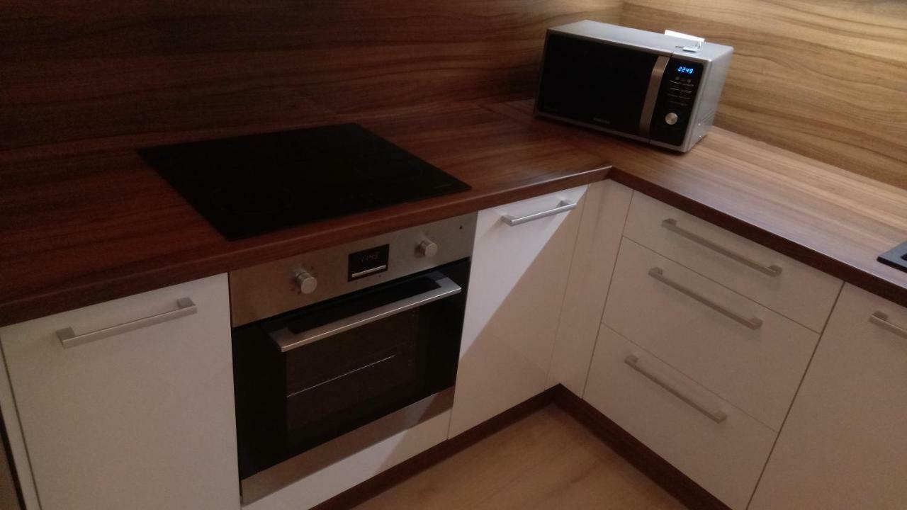 New Apartment Opposite To Presidential Palace Bratislava Eksteriør bilde